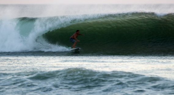 Surfing in Costa Rica: Secrets from a local surfer